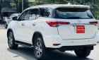 Toyota Fortuner 2019 - Xe màu trắng số tự động, giá chỉ 938 triệu