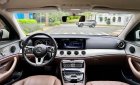Mercedes-Benz E180 2020 - Độc nhất - Trắng, nội thất nâu nguyên bản hãng - Siêu lướt - Bao check hãng
