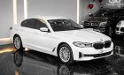 BMW 520i 2020 - Màu trắng, nhập khẩu nguyên chiếc