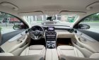 Mercedes-Benz C180 2020 - Lướt nhẹ - Đỏ kem cá tính - Giá cả thương lượng