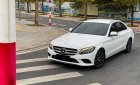 Mercedes-Benz C200 2019 - Xe màu trắng