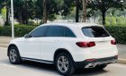 Mercedes-Benz GLC 200 2022 - Xe màu trắng