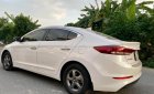 Hyundai Elantra 2016 - Màu trắng số sàn