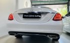 Mercedes-Benz C 250 2015 - Xe màu trắng, nội thất kem, xe giữ kỹ còn rất đẹp bao check hãng