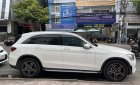 Mercedes-Benz GLC 300 2020 - Khánh Hòa: Nội thất kem cực sạch với gia đình có con nhỏ - Nhận xe chỉ 690 triệu - Xe 1 chủ từ đầu