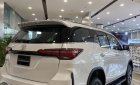 Toyota Fortuner 2022 - Thiết kế thời thượng, công nghệ ấn tượng