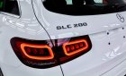 Mercedes-Benz GLC 200 2022 - Trắng nội thất kem - Sẵn xe giao ngay - Ưu đãi trước bạ 50% - Quà tặng ngập tràn