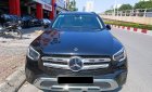 Mercedes-Benz GLC 200 2019 - Cần bán xe model 2020, màu đen nội thất kem