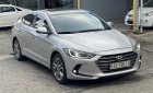 Hyundai Elantra 2017 - Màu bạc, giá cực tốt