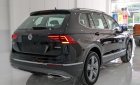 Volkswagen Tiguan Luxury 2021 - Bán xe Volkswagen Tiguan Luxury sản xuất 2021, màu đen, nhập khẩu chính hãng