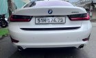 BMW 320i 2021 - Xe màu trắng, xe nhập
