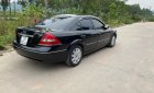 Ford Mondeo 2004 - Màu đen giá cạnh tranh