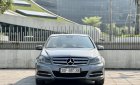 Mercedes-Benz 2012 - Xe màu bạc