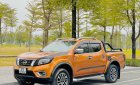 Nissan Navara 2020 - Màu cam cực đẹp