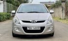 Hyundai i20 2011 - Màu bạc số tự động