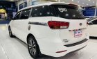 Kia Sedona 2018 - Trắng, nội thất đen kem - Miễn phí 100% thuế trước bạ - Tặng ngay 1 miếng vàng thần tài khi mua xe trong tháng