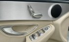 Mercedes-Benz C180 2019 - Ngoại thất trắng, nội thất kem siêu hot, siêu đẹp, siêu mới, lăn bánh hơn 3v