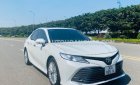 Toyota Camry 2021 - Màu trắng, xe nhập