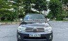 Toyota Fortuner 2011 - Màu xám số tự động