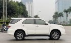 Toyota Fortuner 2011 - Màu trắng, số tự động