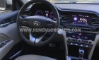 Hyundai Elantra 2020 - Màu trắng, giá 655tr