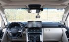 Toyota Land Cruiser 2021 - Xe màu đen, nhập khẩu