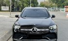 Mercedes-Benz GLC 300 2019 - Màu đen, nội thất kem