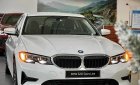 BMW 320i 2023 - Ưu đãi cực sốc trong tháng, giao ngay, tặng tiền mặt, và gói bảo hành + phụ kiện full theo xe