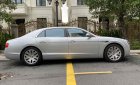 Bentley Flying Spur 2016 - Xe màu bạc, nhập khẩu nguyên chiếc