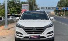 Hyundai Tucson 2018 - Màu trắng, số tự động
