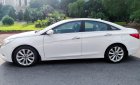 Hyundai Sonata 2010 - Màu trắng, xe nhập