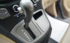 Hyundai Grand Starex 2017 - 09 chỗ máy xăng số tự động nhập khẩu