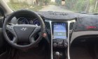 Hyundai Sonata 2010 - Xe màu trắng