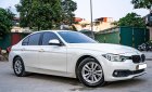 BMW 320i 2016 - Xe màu trắng