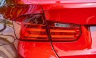 BMW 320i 2013 - Xe màu đỏ, xe nhập số tự động