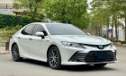 Toyota Camry 2022 - Màu trắng, nhập khẩu