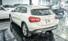 Mercedes-Benz GLA 200 2017 - Màu trắng, nội thất kem