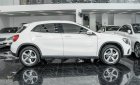 Mercedes-Benz GLA 200 2017 - Màu trắng, nội thất kem