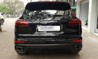 Porsche Cayenne 2015 - Đen, nội thất màu đặc biệt