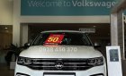 Volkswagen Tiguan 2022 - Volkswagen Tiguan trắng 7 Chỗ SUV sẵn xe giao ngay khuyến mãi cưc lớn