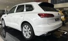 Volkswagen Touareg Touareg LuxuryS trắng nội thất kem cực sang trọng HCM 2022 - Bán Volkswagen Touareg Touareg LuxuryS trắng nội thất kem cực sang trọng HCM đời mới, màu trắng, nhập khẩu nguyên chiếc