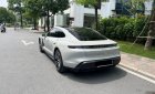 Porsche Taycan 2021 - Màu trắng, nội thất đỏ