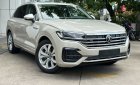 Volkswagen Touareg 2022 - Cần bán xe Volkswagen Touareg sản xuất 2022, màu kem (be), xe nhập