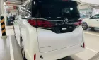 Toyota Alphard 2.4 máy xăng 2024 - Cần bán xe Toyota Alphard 2.4 máy xăng 2024 mới, màu trắng xe giao ngay