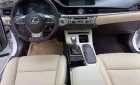 Lexus ES 250 2018 -  Bán Lexus ES250 Model và đăng ký 2018, 1 chủ từ mới, xe siêu đẹp.