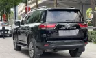 Toyota Land Cruiser 3.5 V6 2023 - Bán Toyota Land Cruiser LC 300 3.5 V6 đời 2023, màu đen, lướt 7000km