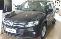 Volkswagen Tiguan 2.0 TSI 4 Motion 2016 - Bán xe Đức Volkswagen Polo Sedan AT 2015 màu đen, nhập khẩu nguyên chiếc, mới, giá nay chỉ còn 632 triệu giá 632 triệu tại Gia Lai