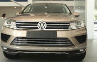 Volkswagen Touareg GP 2016 - Bán Volkswagen Touareg SUV cùng đẳng cấp, chung khung sườn Audi Q7! LH 0969.560.733 - 0939.304.221 Minh giá 2 tỷ 888 tr tại Cần Thơ