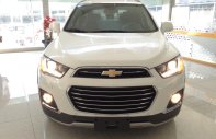 Chevrolet Captiva LTZ 2017 - Chevrolet Captiva Revv 2.4L màu trắng, mua xe trả góp, lãi suất ưu đãi- LH: 090.102.7102 Huyền Chevrolet giá 879 triệu tại Long An