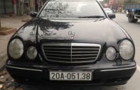 Mercedes-Benz E240 2002 - Cần bán gấp Mercedes-Benz E240 năm 2002, màu đen mới 95%, giá 207tr giá 207 triệu tại Hải Dương